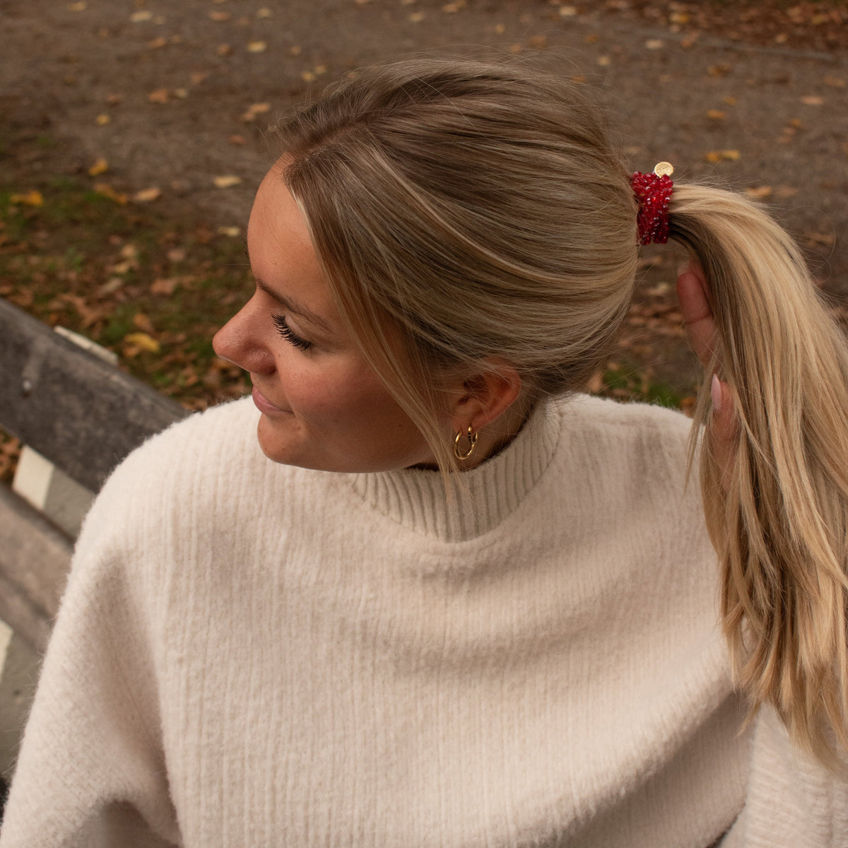 Stiekie Red – Kralen Haarelastiek & Armband