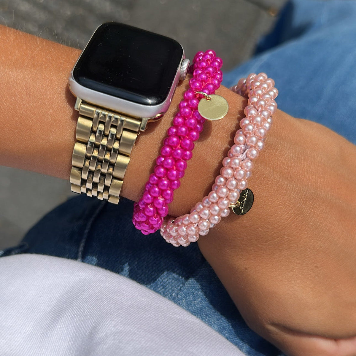 Stiekie Rose Pearl – Parel Haarelastiek & Armband