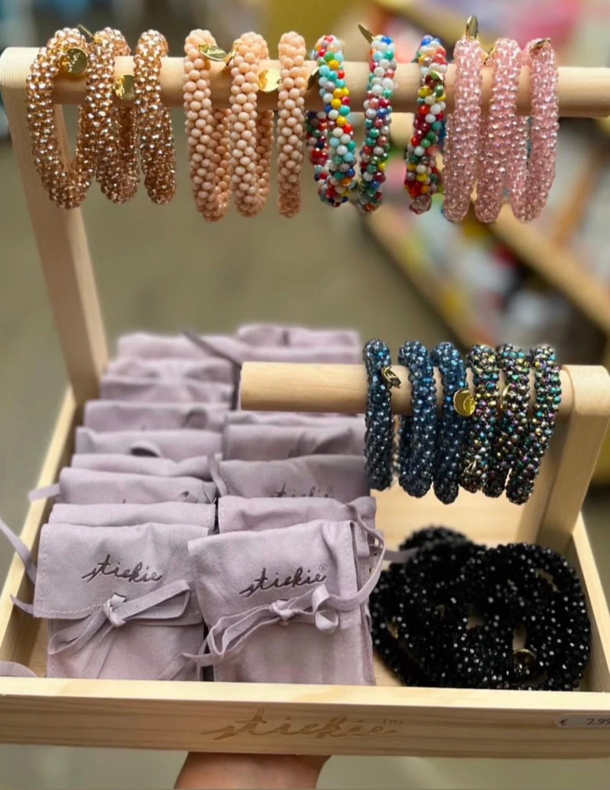 Display klein